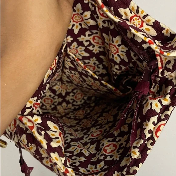 Vera Bradley Patterned Crossbody Bag - Picture 4 of 6